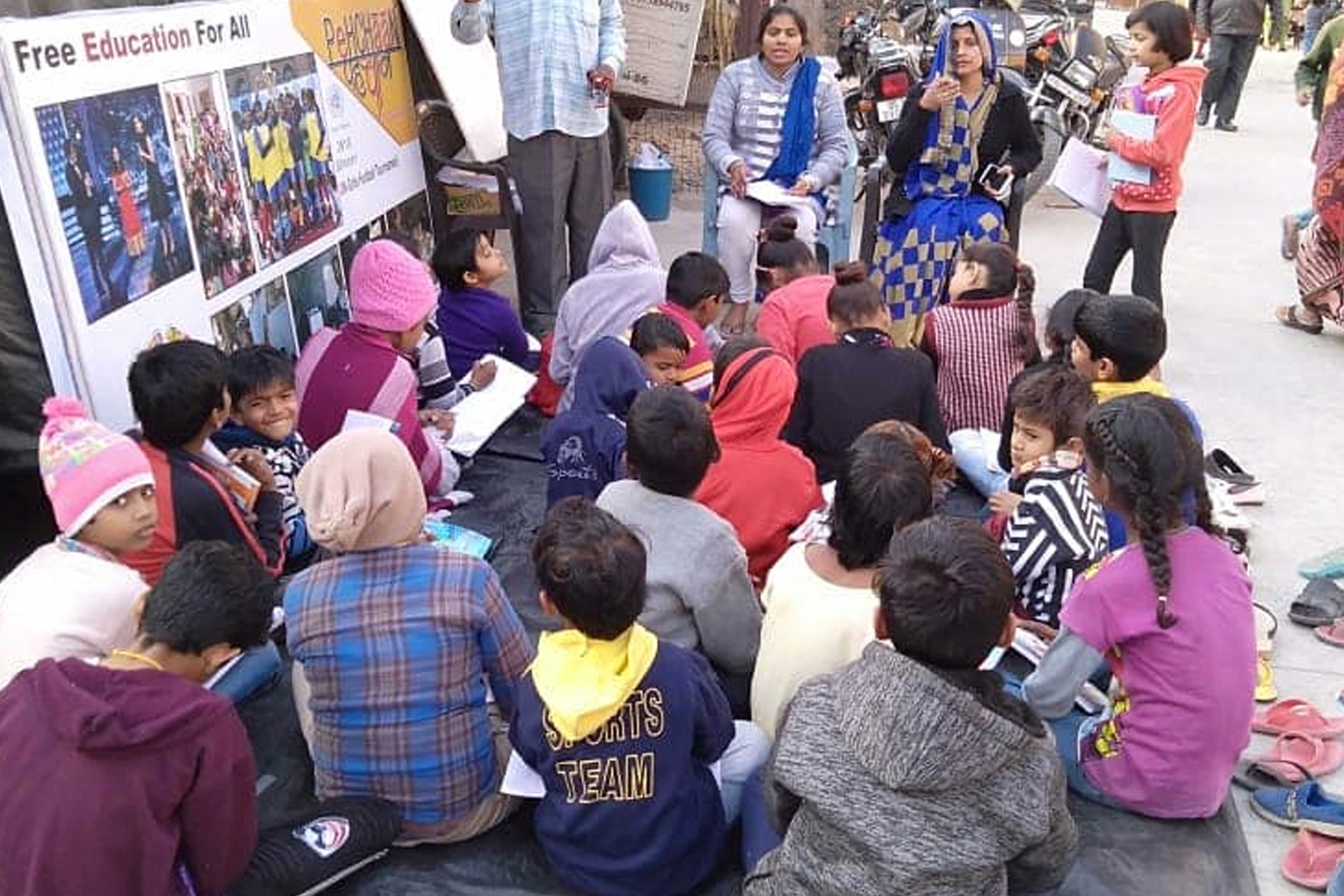 Pehchaan Delhi Street Class image 02