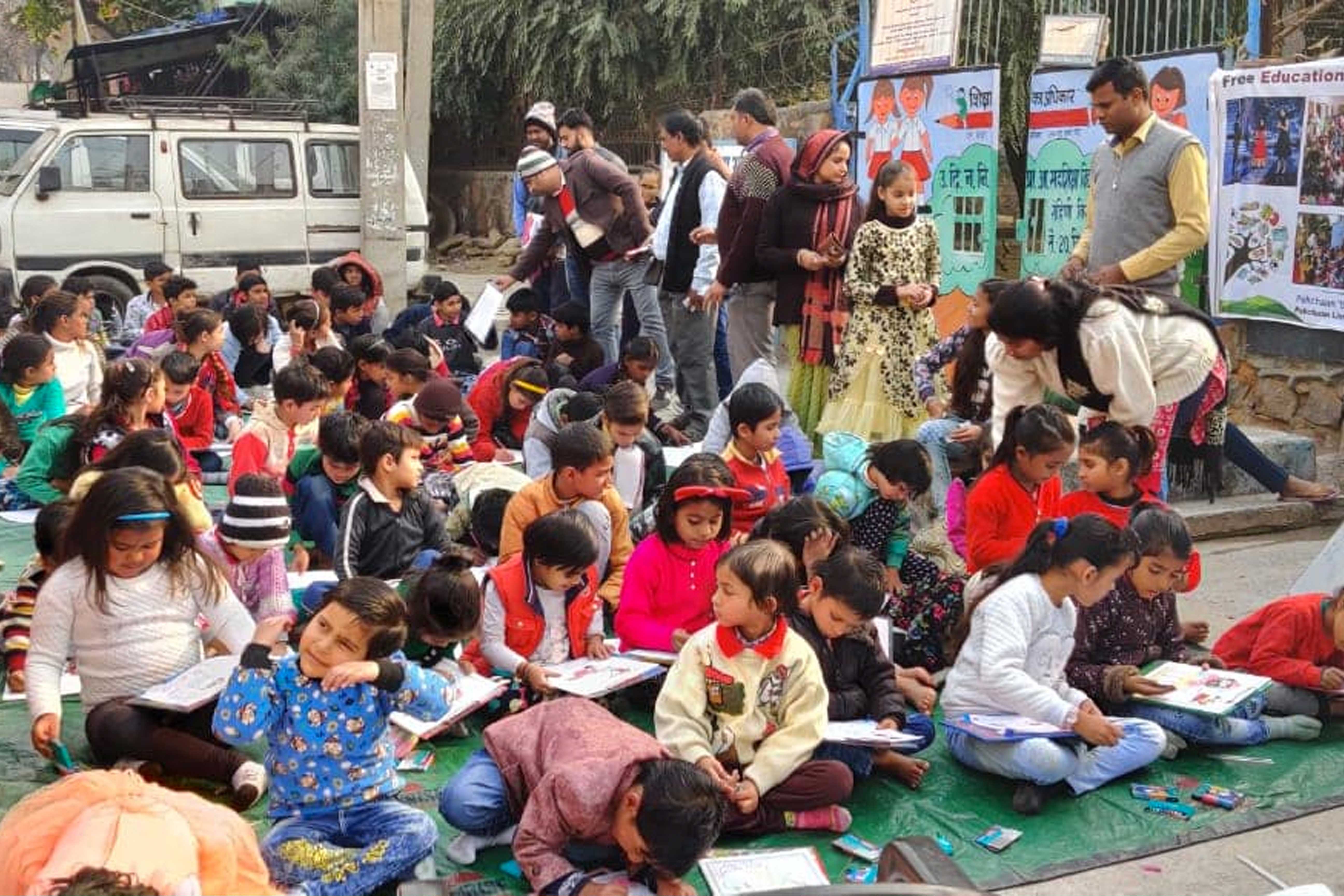 Pehchaan Delhi Street Class image 05