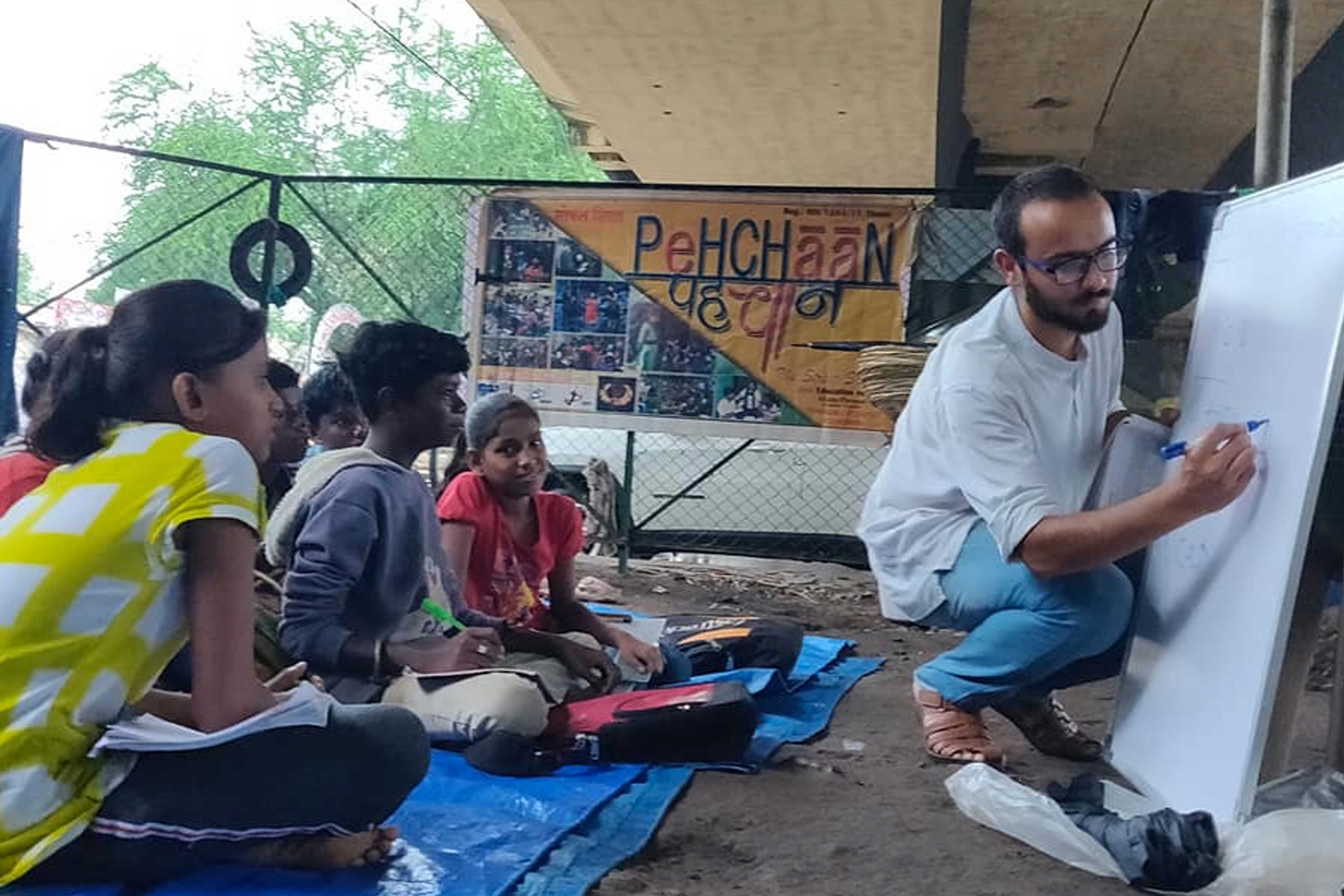 Ghansoli Class - Pehchaan Live Foundation